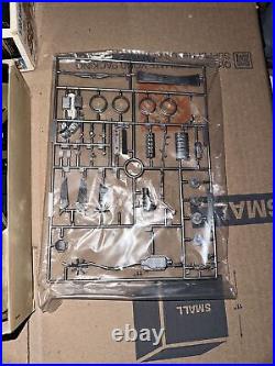 Bandai Toyota Soarer 2800GT-Extra Kit# 35269-1200 1/20 Scale Open Box New