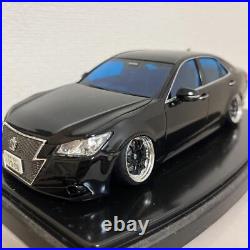 Built & Painted Aoshima 1/24 Toyota Crown