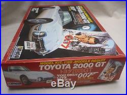 Doyusha Un-made plastic kit of a James Bond's Toyota 2000GT, with figures