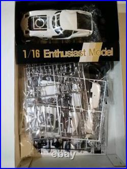 Fujimi Model Kit 1/16 TOYOTA2000GT Unassembled Vintage Out of Print me