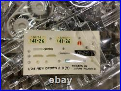 Fujimi TOYOTA NEW CROWN 2000 1/24 Model Kit #16652
