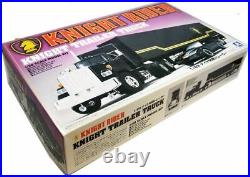 Knight Rider -Knight Industries Semi Tractor Trailer Aoshima 1/28 Model Kit