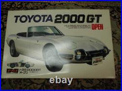 Nagano Toyota 2000GT Open 1/20 Model Kit #22276