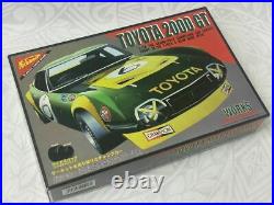 Nichimo Toyota 2000 GT 1/24 Model Kit #21938