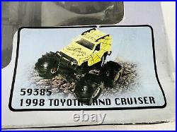Off Roaders 4WD 2 in 1 Diecast Model Kit 1998 Toyota Land Cruiser 132 New-Ray
