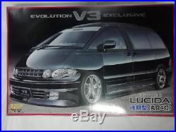 Out-of-print Aoshima 1/24 Evolution Toyota Estima Lucida V3 late plastic kit mod