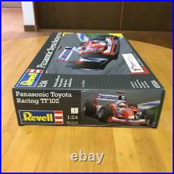 Revell TOYOTA Racing TF102 Panasonic 1/24 Model Kit #17237