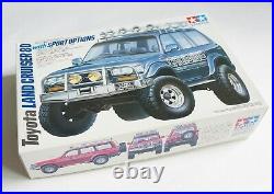 TAMIYA 1/24 Toyota Land Cruiser 80 with sports options #24122 (2015) scale model