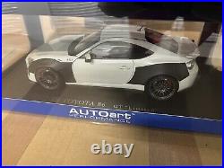 Toyota 86 Model Car AUTOart 1 18 GT Limited White From Japan With Rocket Bunny Kit