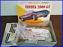 Vintage MPC 1/25 Toyota 2000 GT