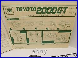 Vintage Otaki Toyota 2000GT Plastic Model Kit in 1/16 Scale
